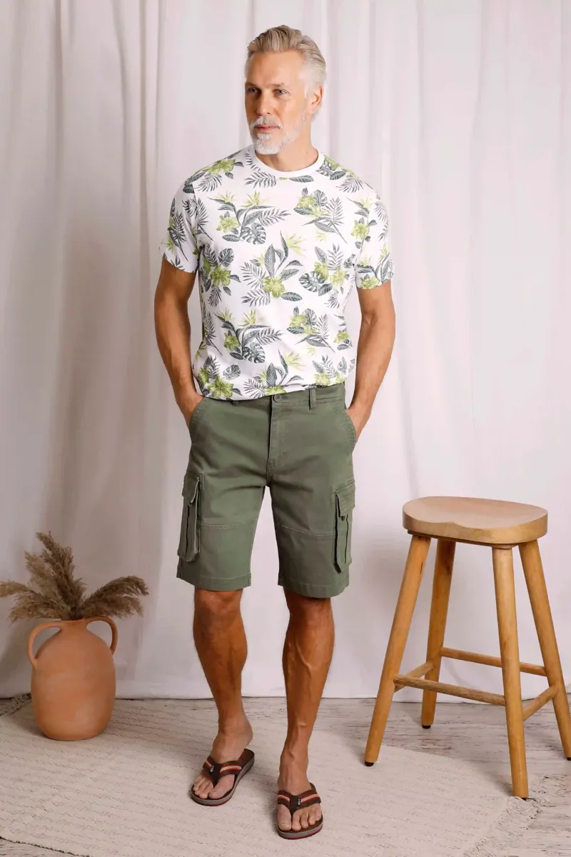 Weirdfish Rigney Shorts Mens in Dark Olive