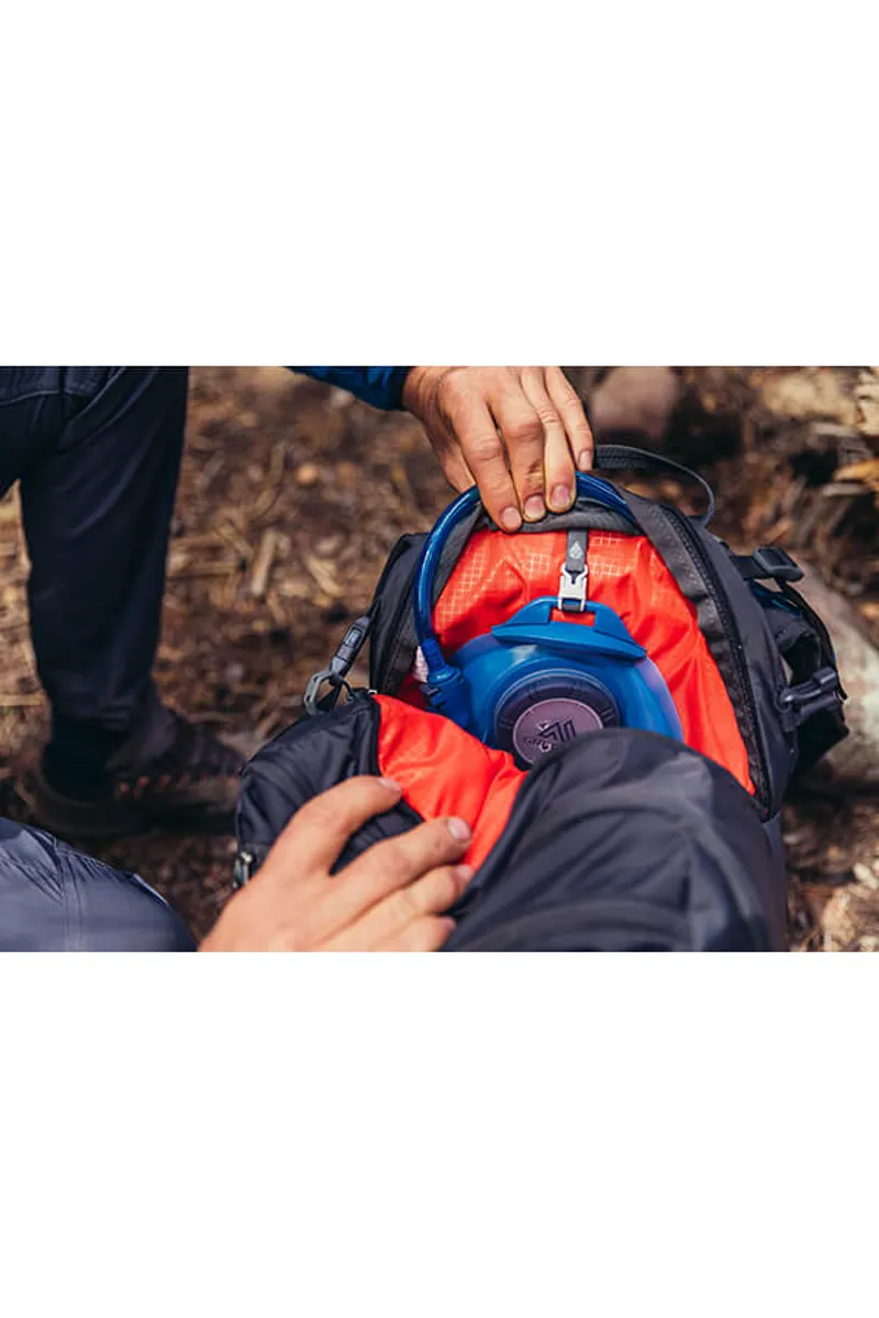 Gregory Kiro 28 Backpack in Obsidian Black-5