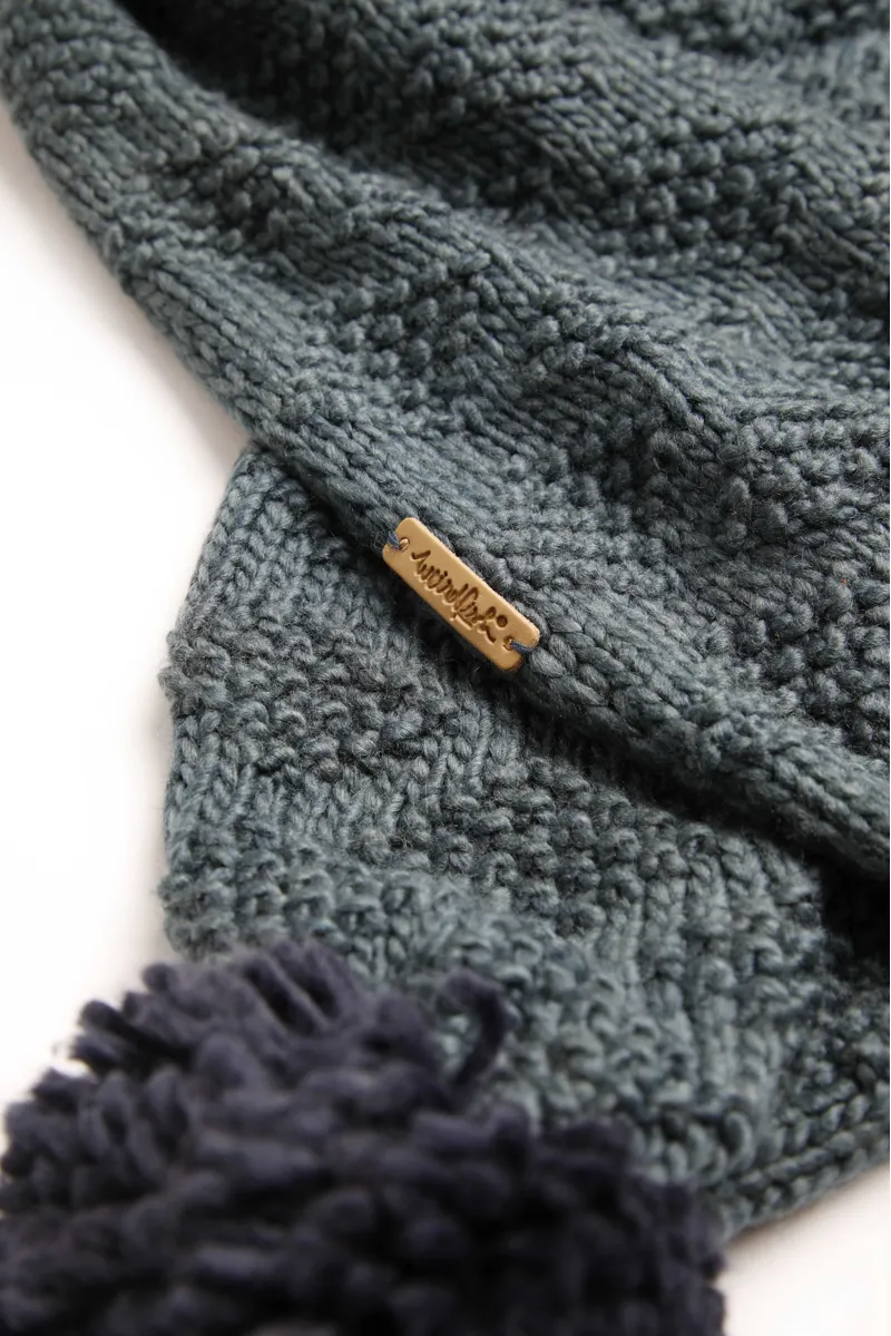 Weirdfish Luana Scarf in Navy -2