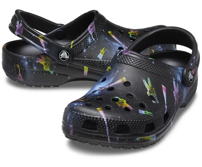 Crocs Classic Out of This World Crocs Kids in Black-2