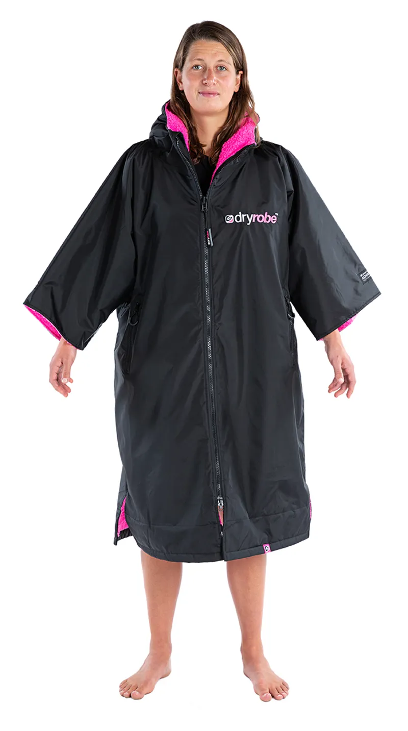 Dryrobe Advance Short Sleeve in Black/Pink-1