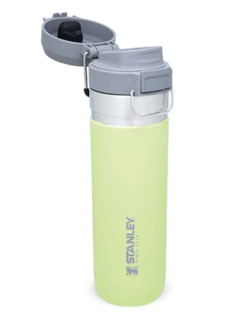Stanley Quick-Flip Water Bottle 0.7L in Citron-2