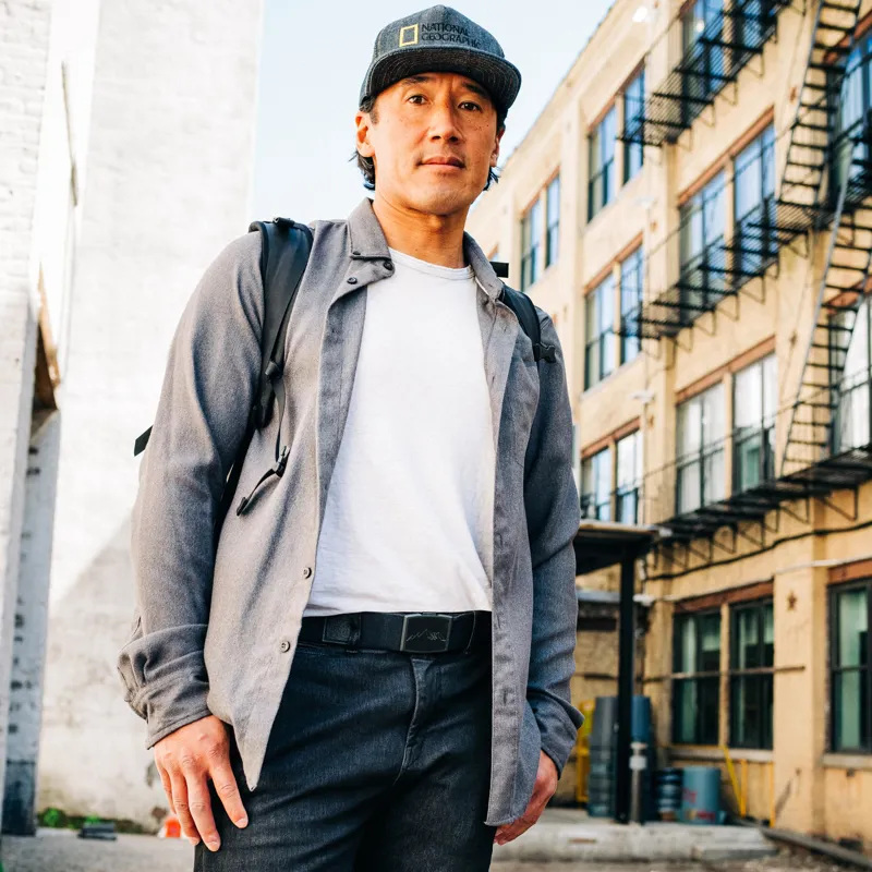 Arcade Illusion Jimmy Chin in Black-2