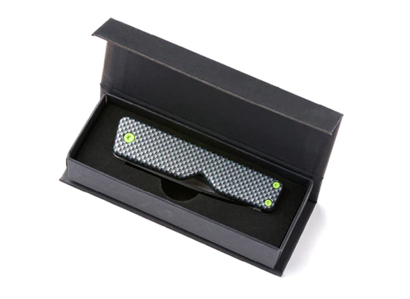 Whitby MINT EDC Knife in Carbon Fibre Pattern-3