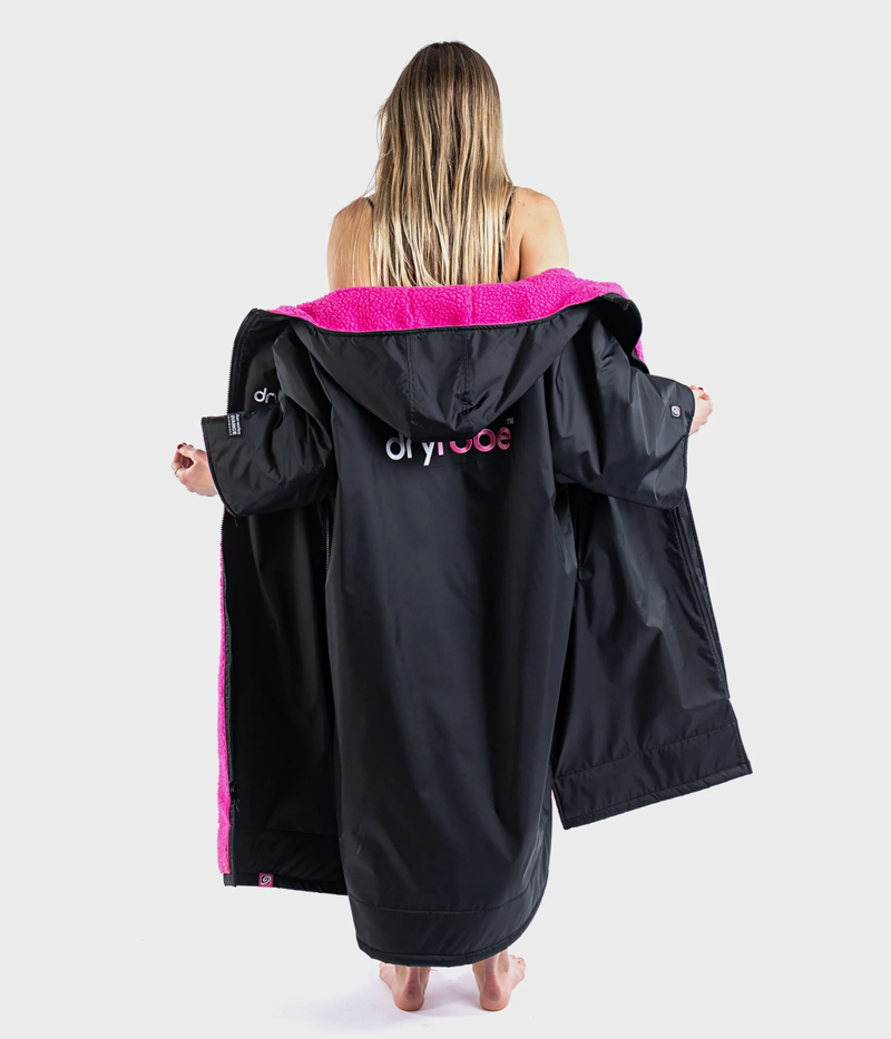 Dryrobe Advance Short Sleeve in Black/Pink-3