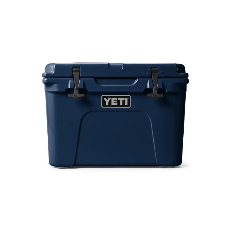 Yeti Tundra 35 Cool Box in Navy