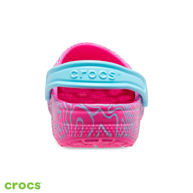 Crocs Classic Topographic Clog Kids in Juice/Multi-5