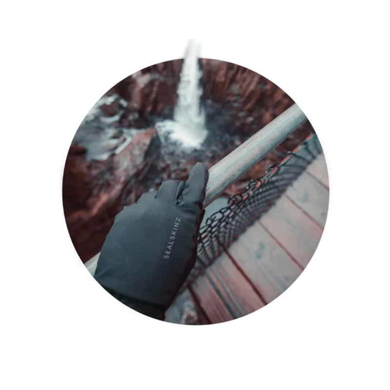 Sealskinz Griston Waterproof All Weather Lightweight Glove in Black-1