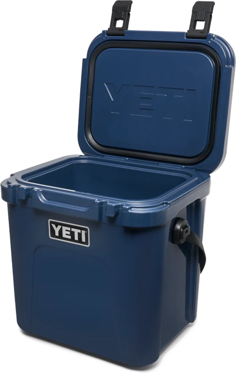 Yeti Roadie 24 Cool Box in Navy-2