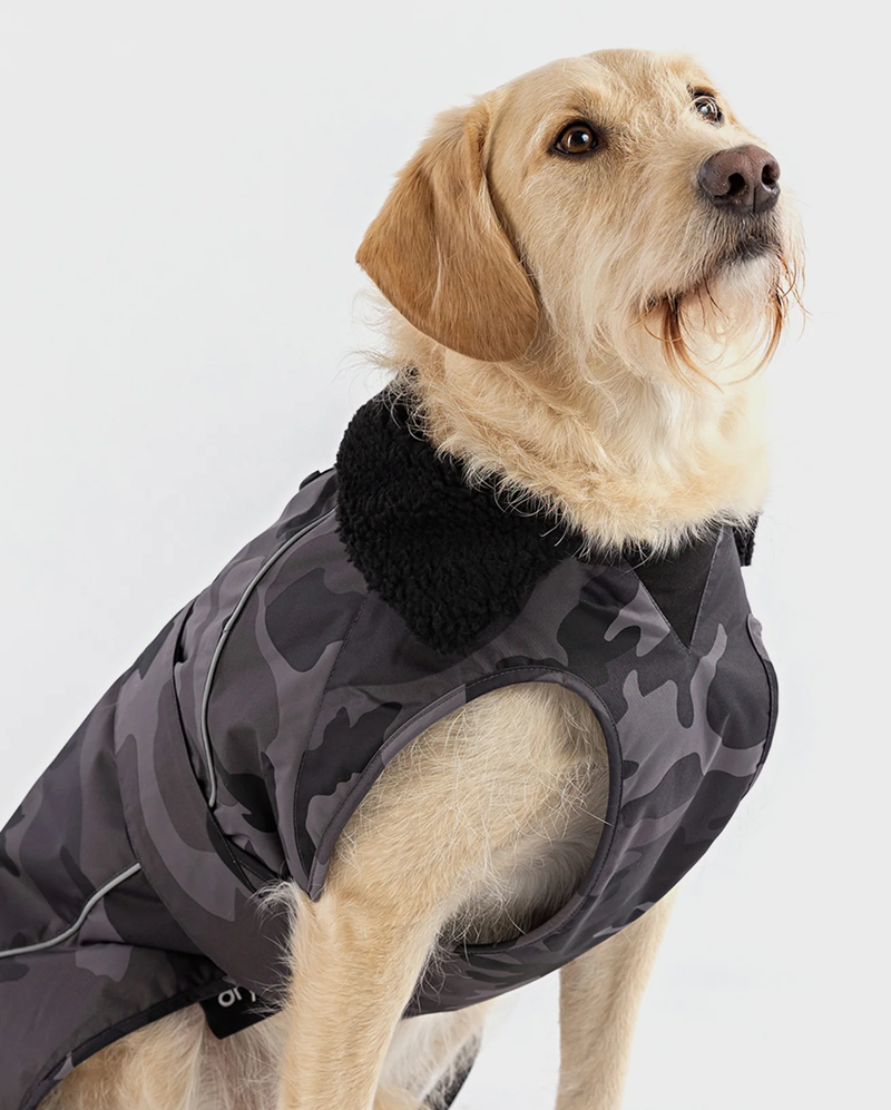Dryrobe Dog Drying Robe V3 in Black Camo-3
