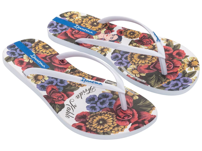 Ipanema FridaFlip Flops Women in White-1