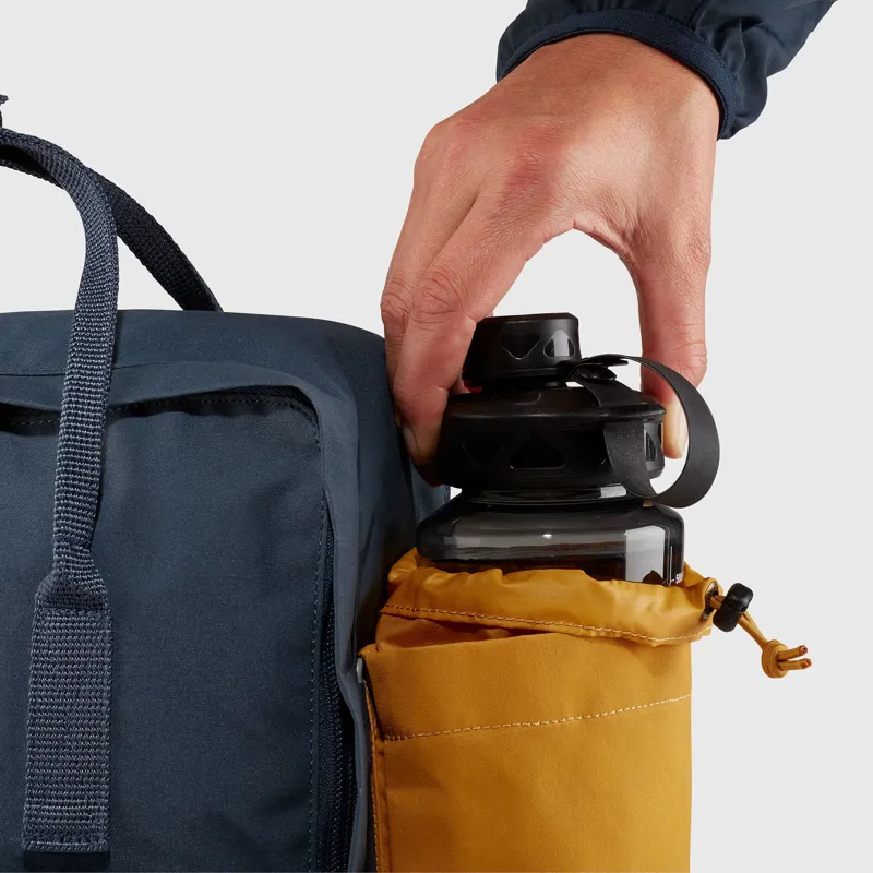Fjallraven Kanken Bottle Pocket in Navy-2