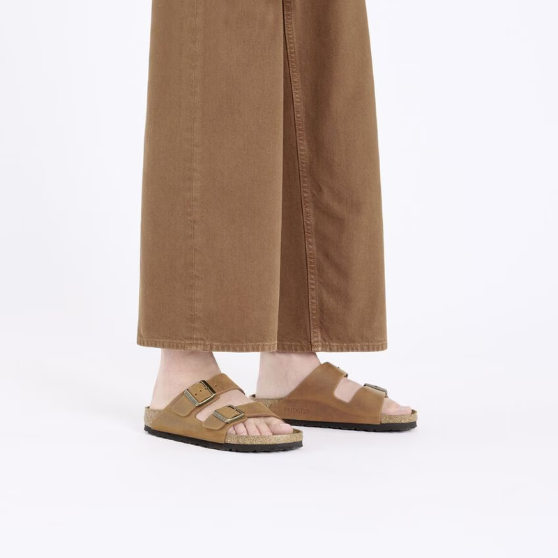 Birkenstock Arizona Oiled Leather in Cognac-1