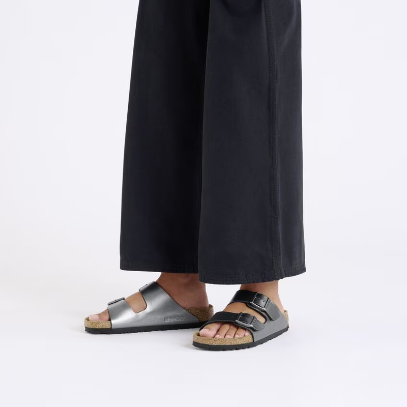 Birkenstock Arizona Birko-Flor in Metallic Black-1