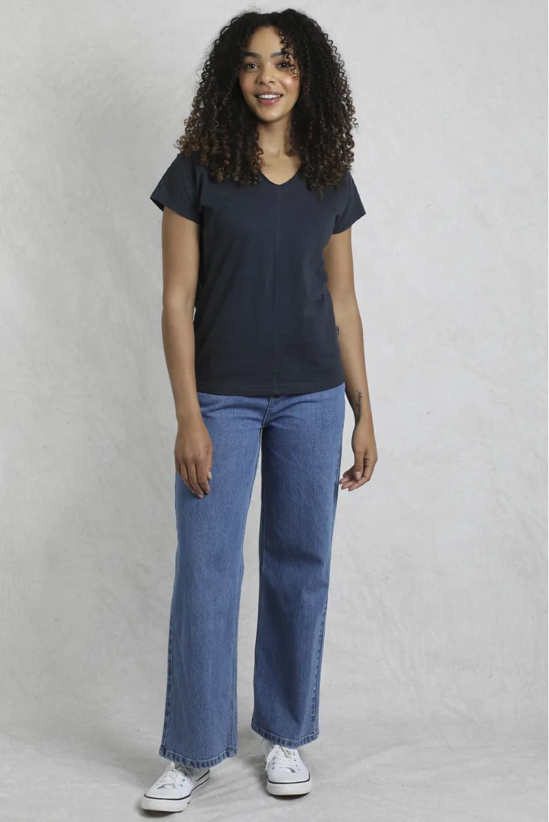 Weirdfish Pernille T-shirt Womens in Navy-3