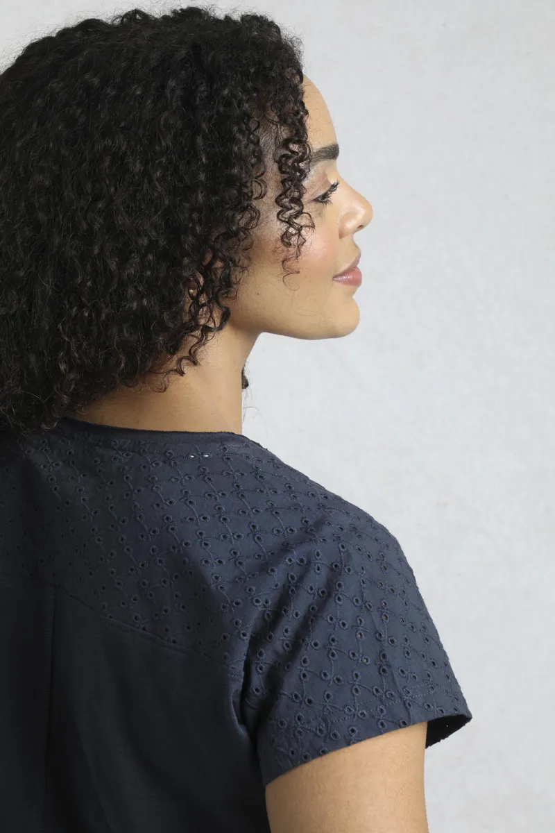 Weirdfish Pernille T-shirt Womens in Navy-4