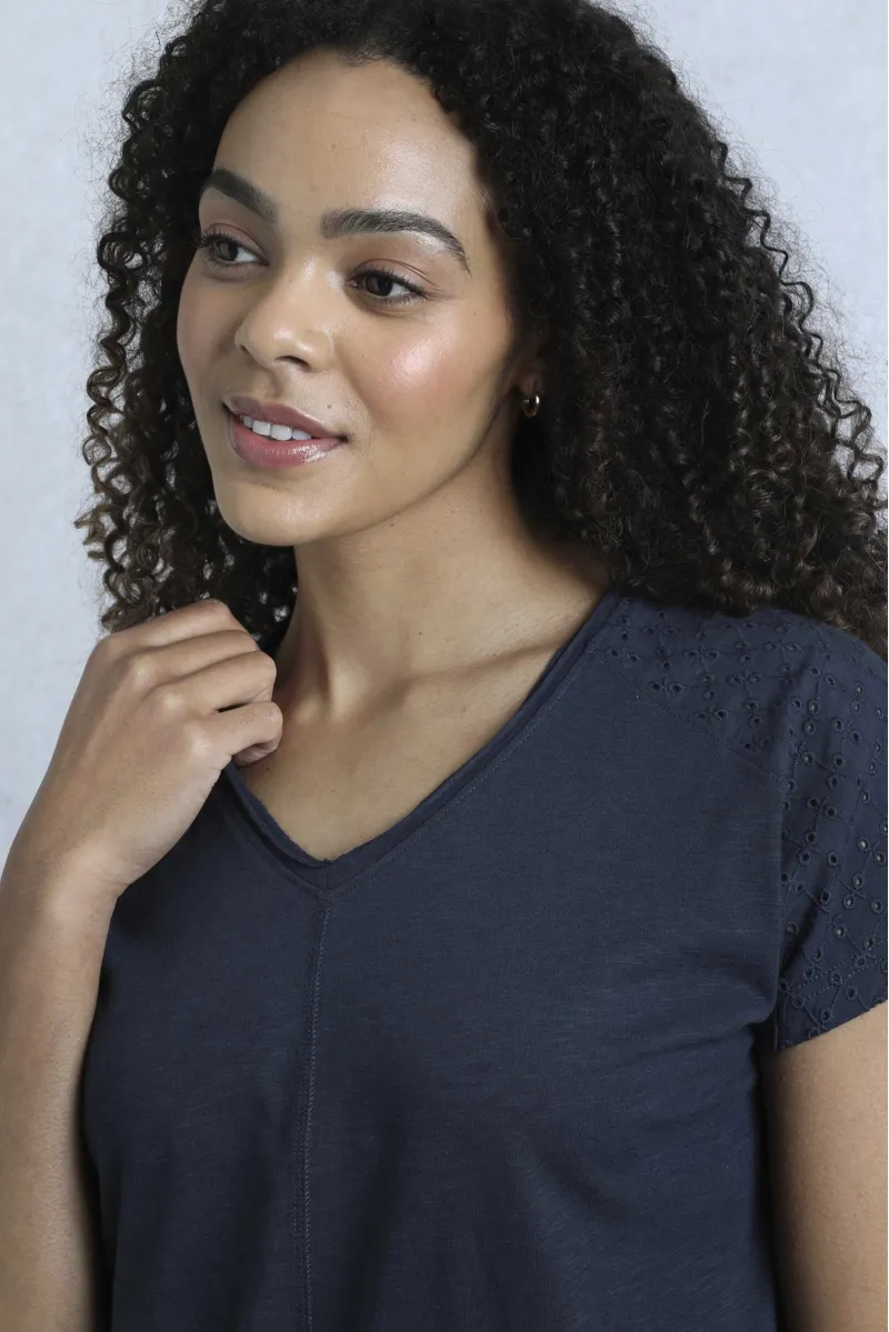 Weirdfish Pernille T-shirt Womens in Navy-6