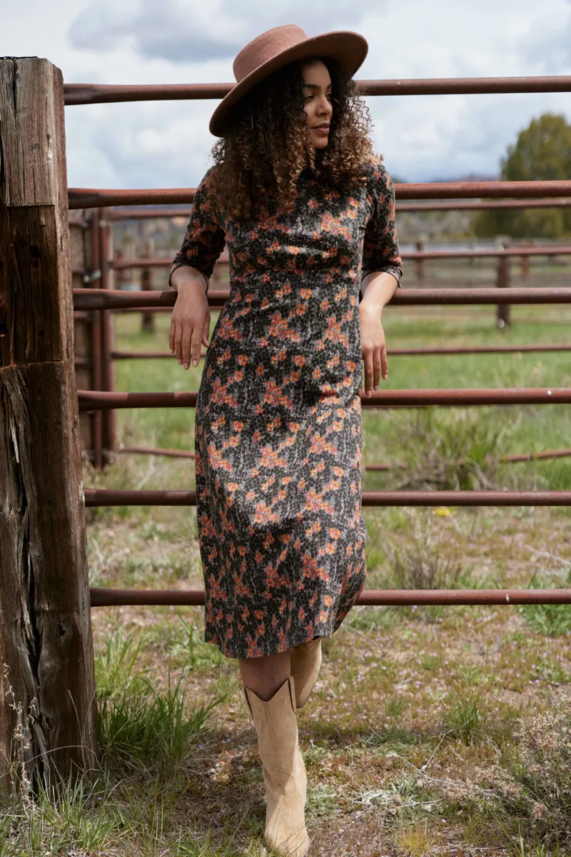 Weirdfish Felicity Dress Womens in Fir Green