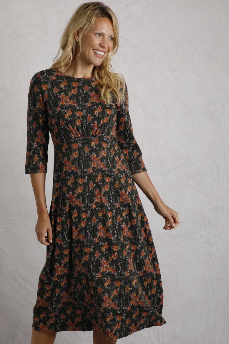 Weirdfish Felicity Dress Womens in Fir Green-1