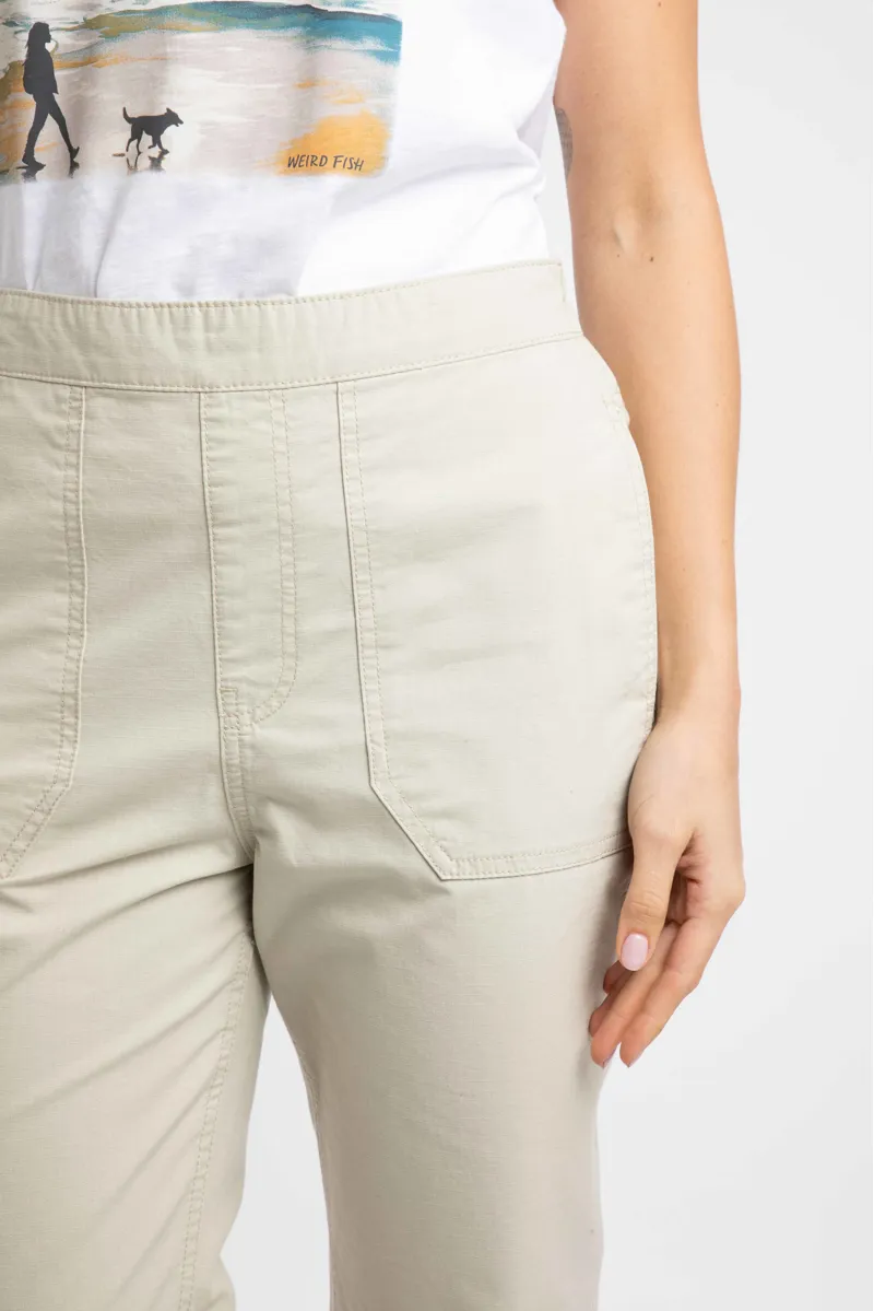 Weirdfish Anyar 3/4 Ripstop Trousers Womens in Oyster-4