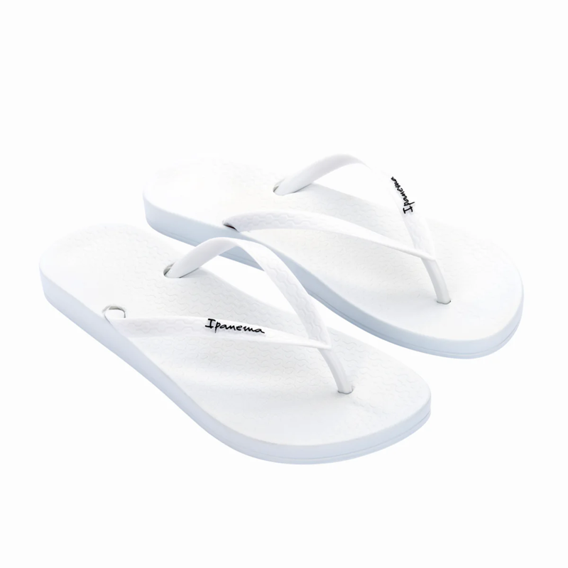Ipanema Anatomical Flip Flops Womens in White -1