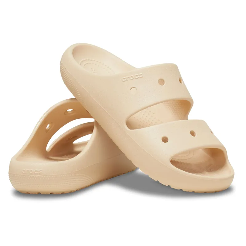 Crocs Classic Sandal v2 in Shitake