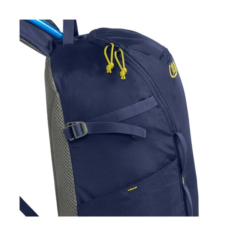 Camelbak Cloud Walker 18 in Navy-1