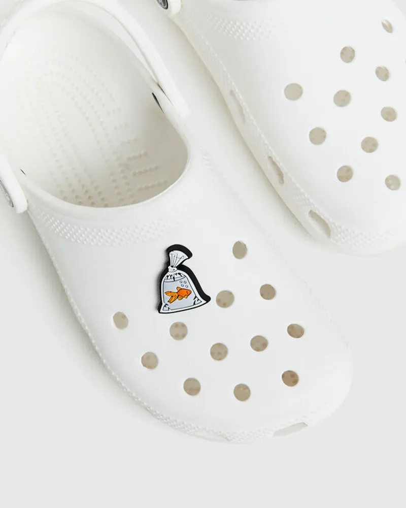 Crocs Gold Fish in Baggy Jibbitz