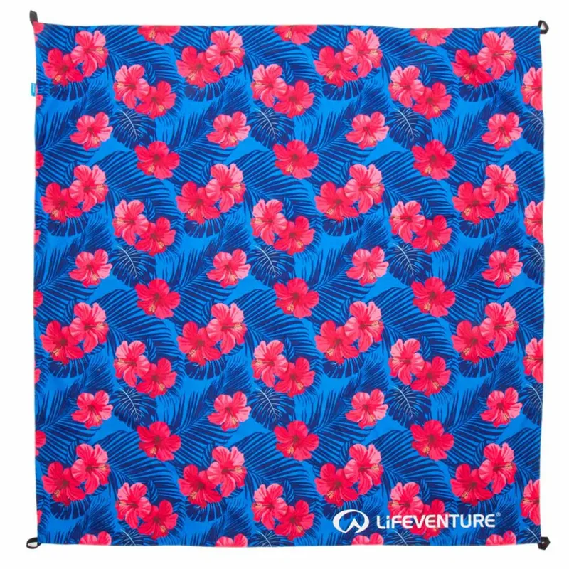 Lifeventure Picnic Blanket in Oahu Print