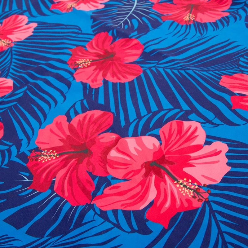 Lifeventure Picnic Blanket in Oahu Print-3