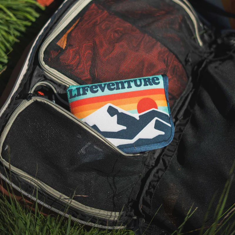 Lifeventure Sit Mat in Retro-1