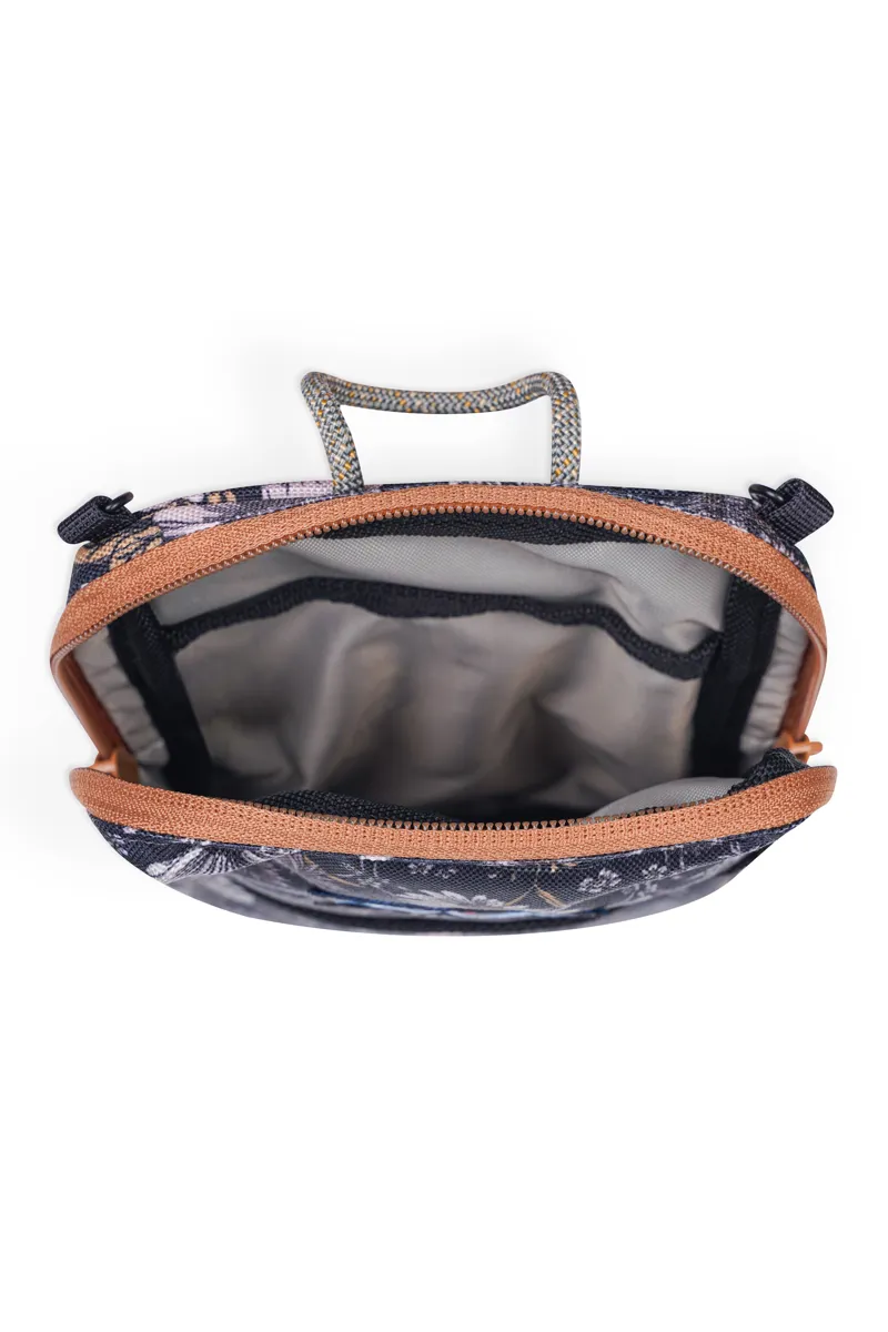 Kavu Essential Case in Quiet Wildflowers-1