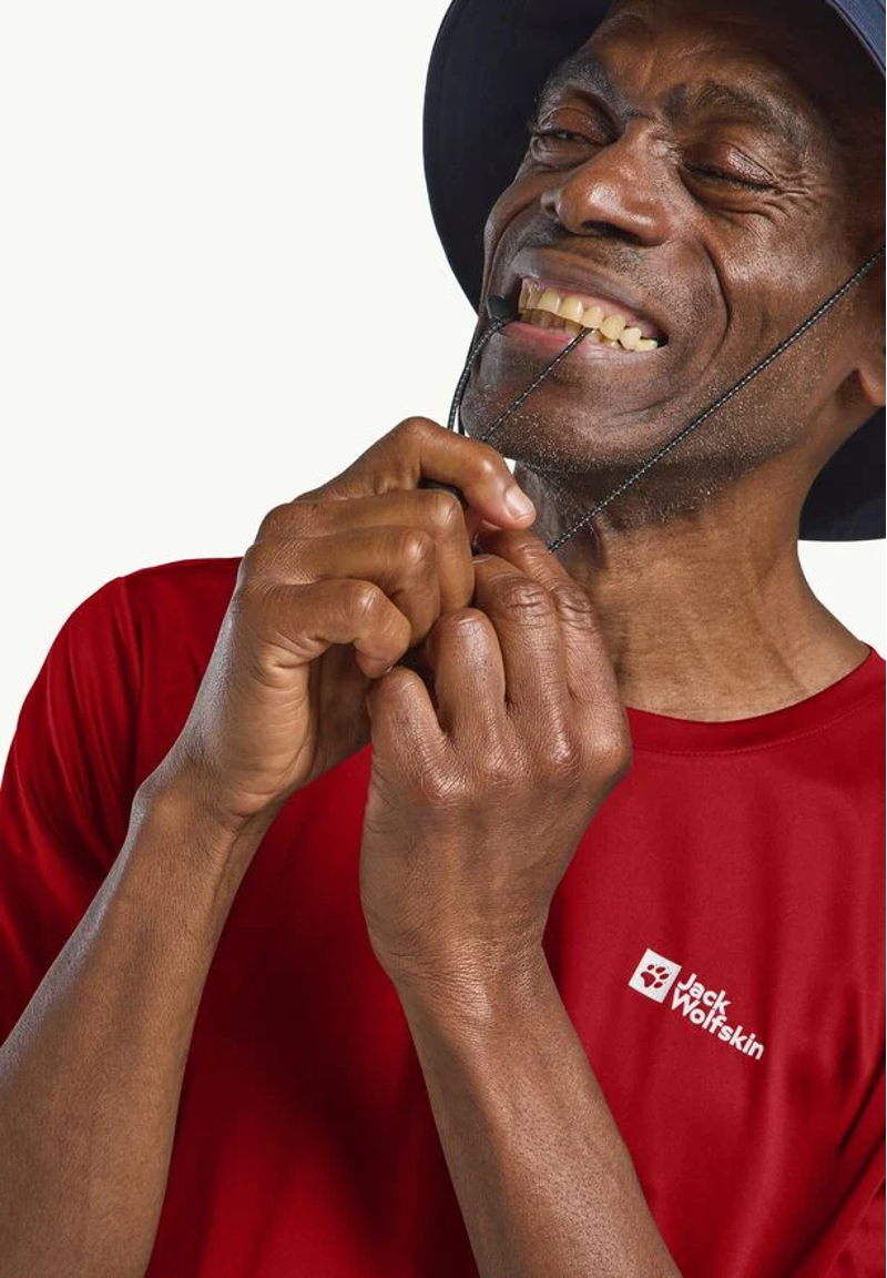 Jack Wolfskin Tech T Mens in Adrenaline Red-3