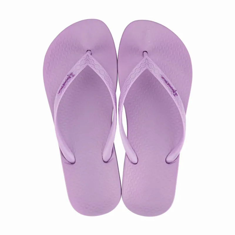 Ipanema Anatomical Flip Flops Womens in Lilac 
