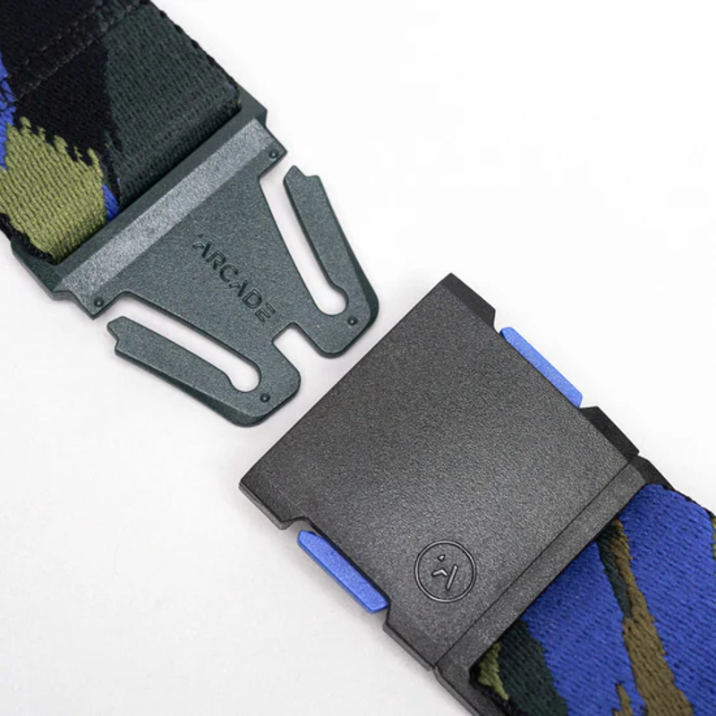 Arcade Brushstroke Stretch Belt in Black/Cobalt-2