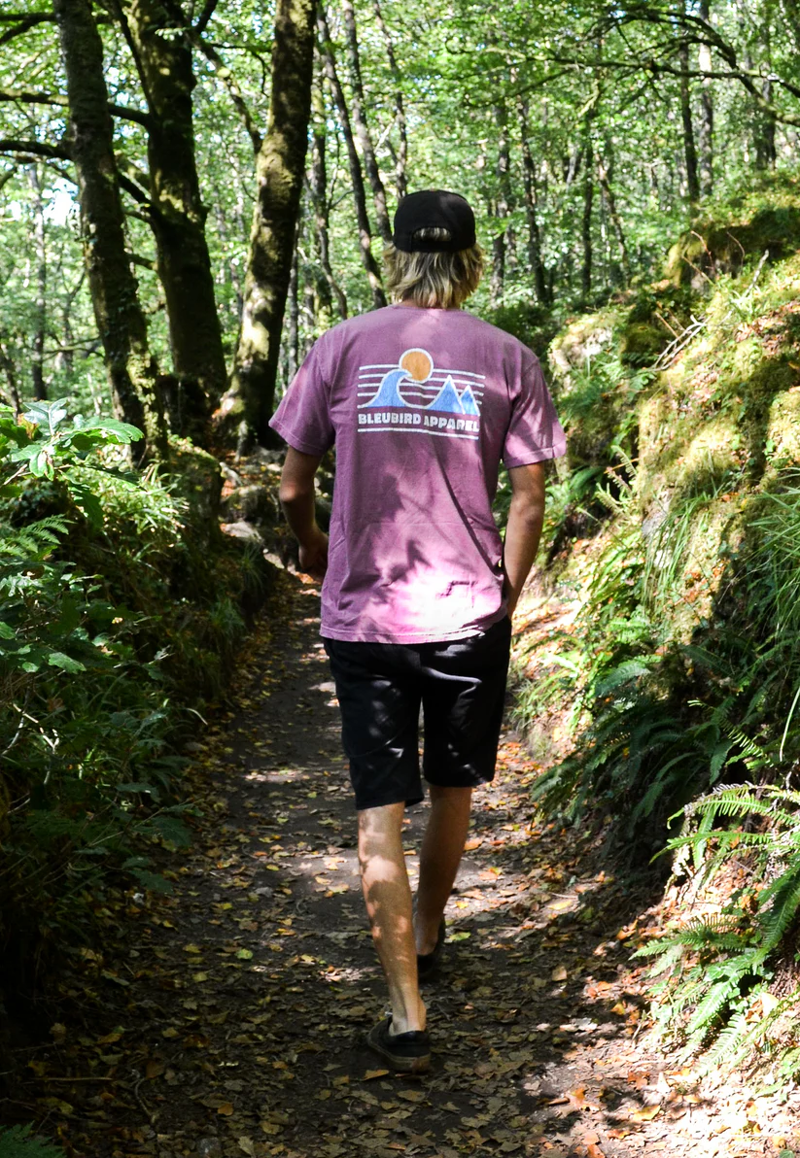 Bleubird Horizon Tee Unisex in Berry-2