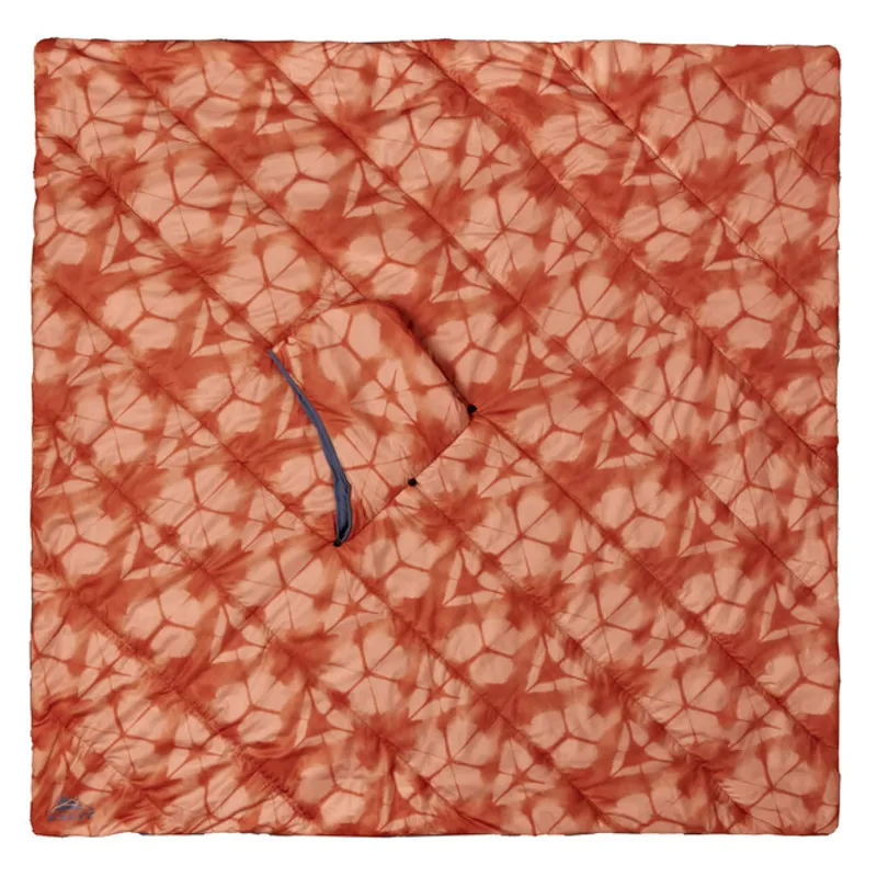 Kelty Hoodligan Blanket in Grisaille/Kaleidoscope-1