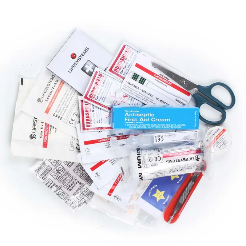 Littlelife Family first aid Kit-3