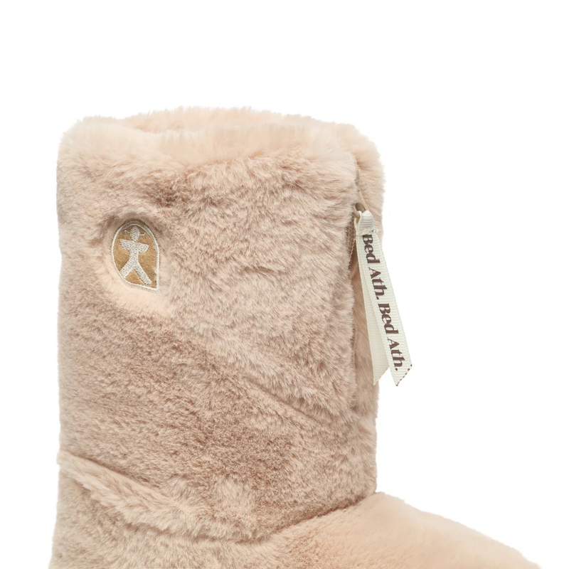 Bedroom Athletics Marilyn Classic Faux fur Slipper Womens in Gingerbread-4