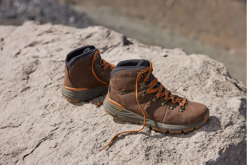 Danner Mountain 600 Leaf Mens in Loam Brown/Glazed Ginger