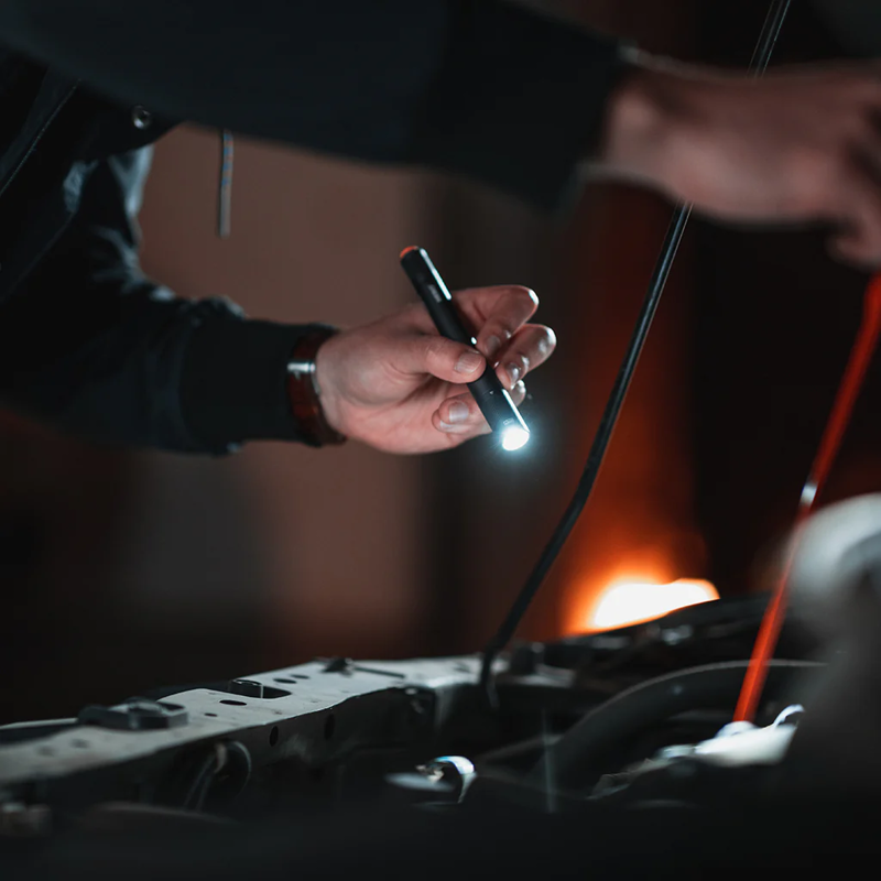 Nebo Columbo 150 Torch-1