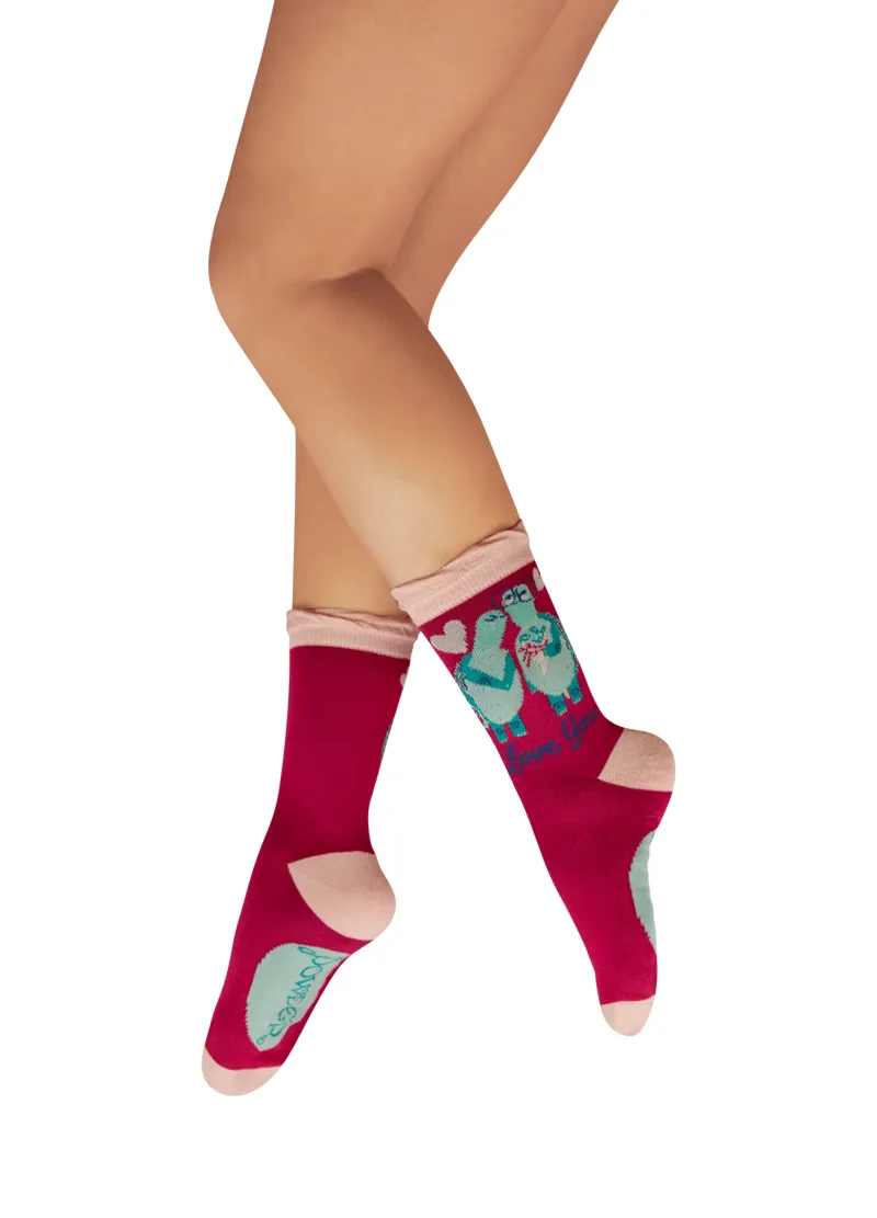 Powder Love You Long Time Tortoises Ladies Ankle Socks in Fuchsia
