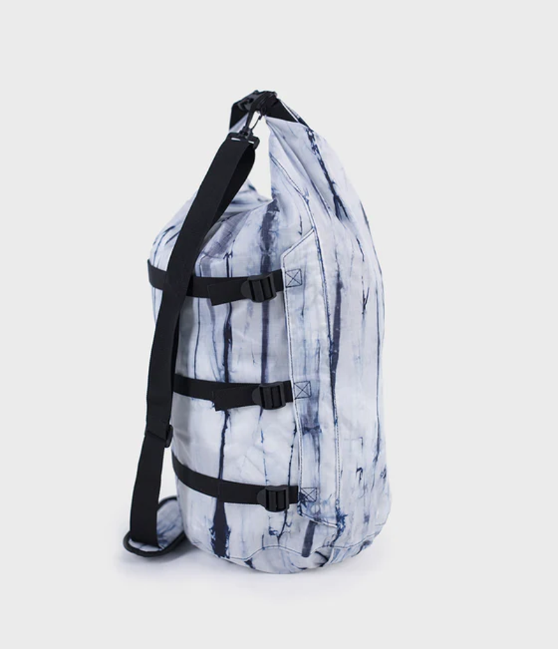 Dryrobe Compression Dry Bag in Batik-1