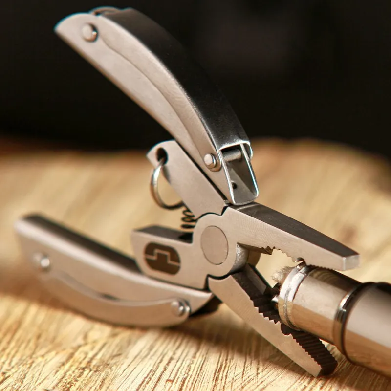 True utilities Scarab multitool-1