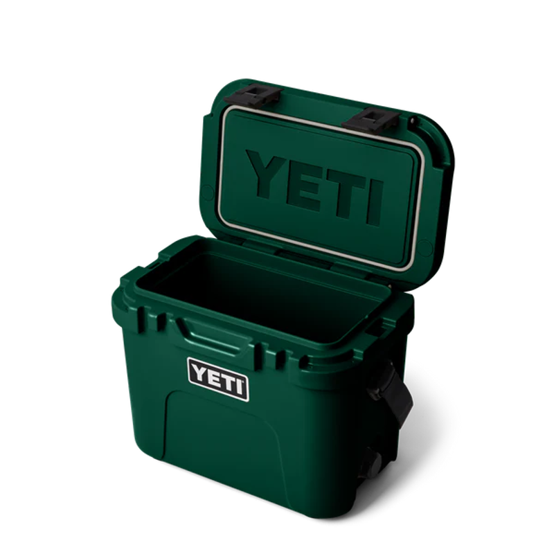 Yeti Roadie 15 in  Black Forest Green-5