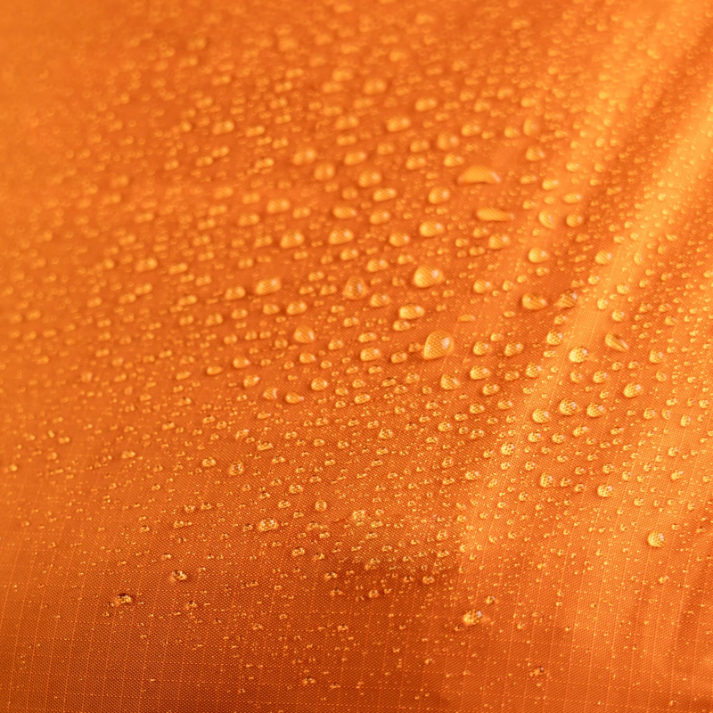 Highlander Ducks Back Raincover in Orange-4