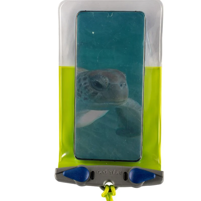 Aquapac Classic Phone Case Plus Plus in Green-3