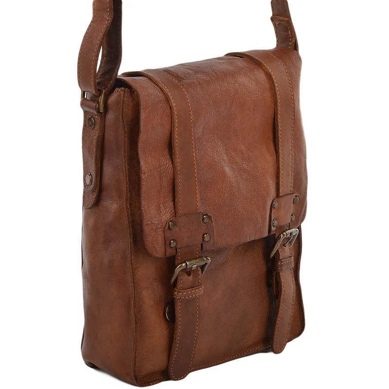 Ashwood A4 Messenger bag in Rust-1