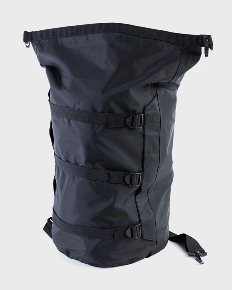 Dryrobe Compression Dry Bag in Black-2