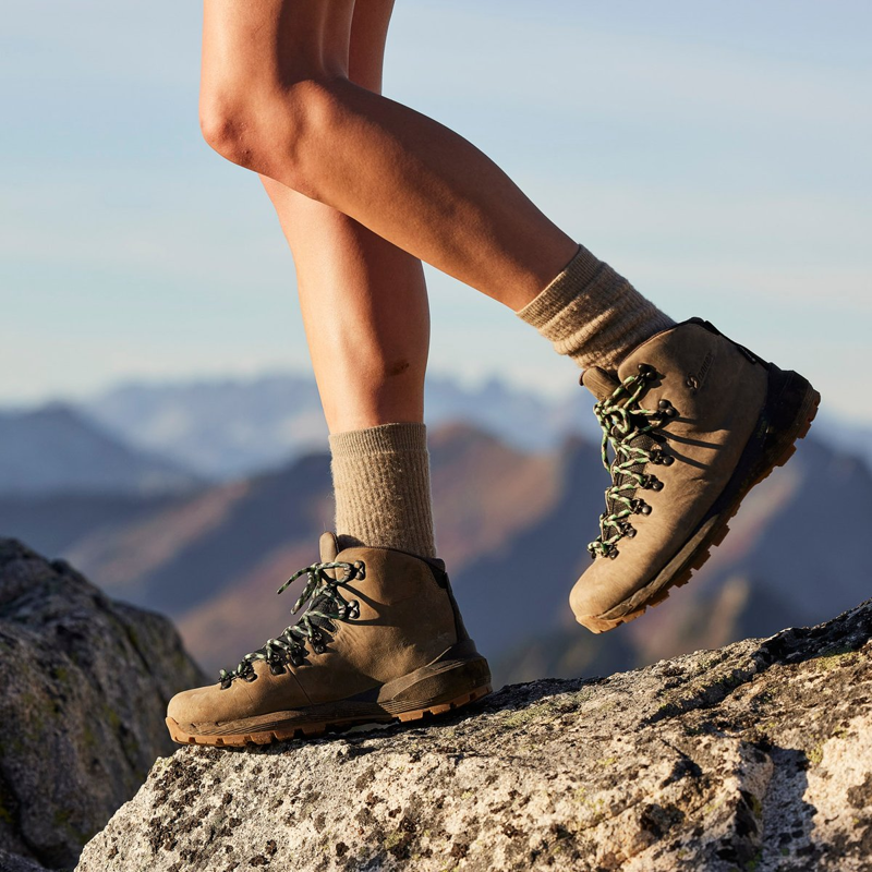 Danner Mountain 600 Evo GTX Boots Womens in Tin Gray/Island Green-10